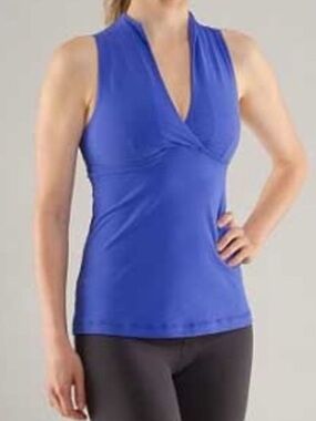 Lululemon whisper tank blue